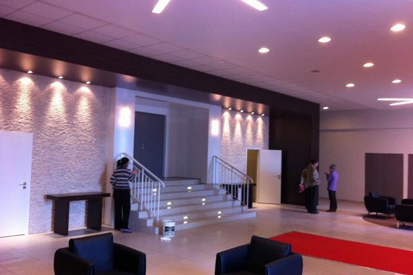 407127_357609414263351_1544117386_n-866745-orj